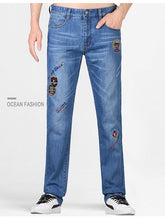 Load image into Gallery viewer, Bruce&amp;Shark New Jeans Men Fashion Casual High Quality Embroidery Straight leg Cotton Soften Thicken Streching SIZE 28 TO 42 8265
